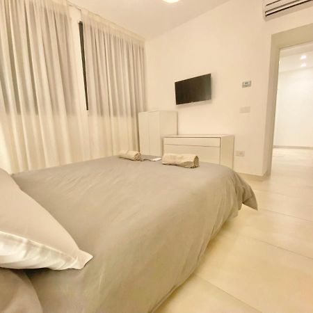 Idylle Double Suite Apartment Duomo มิลาน ภายนอก รูปภาพ